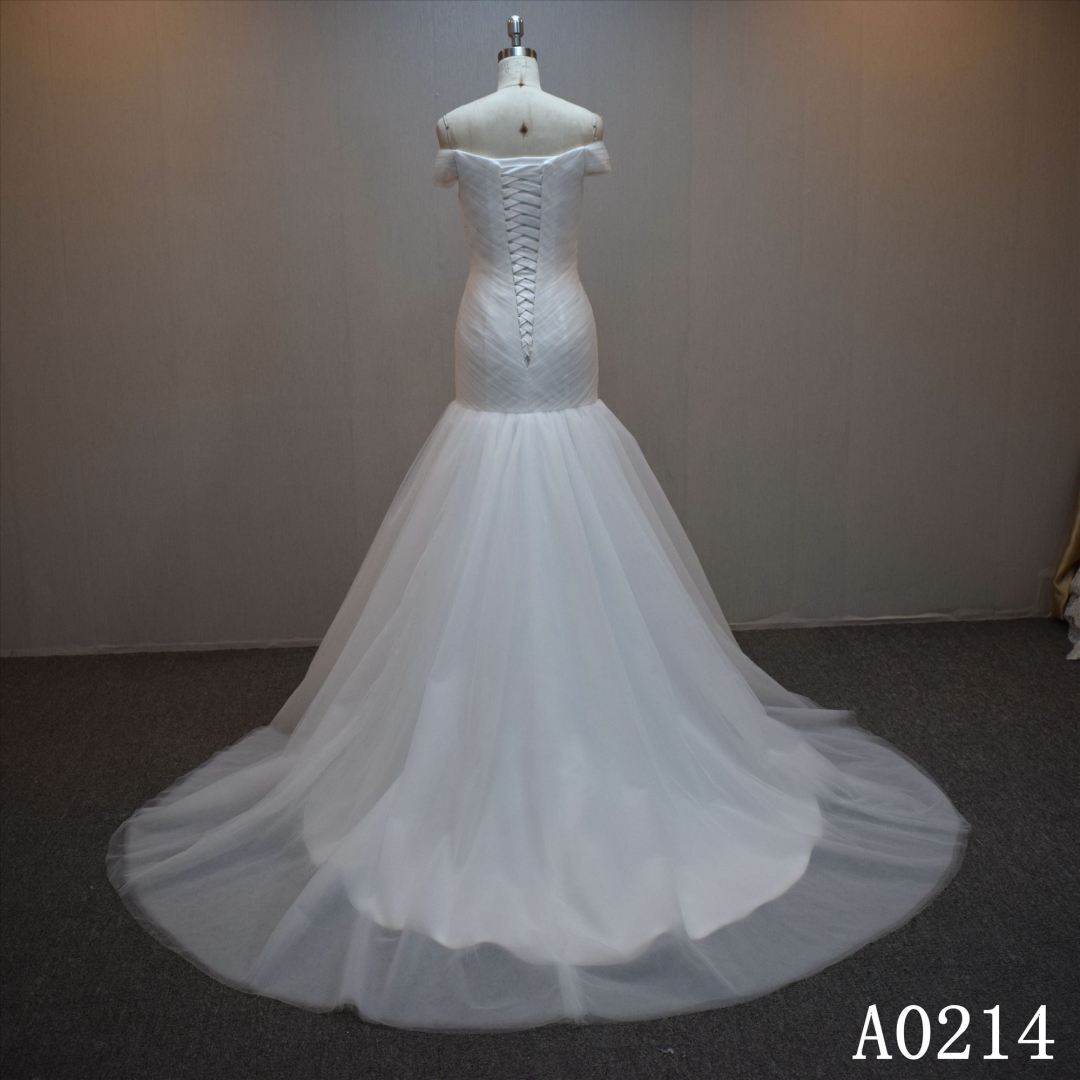 Lastest design Mermaid bridal dress guangzhou factory made elegant bridal dress