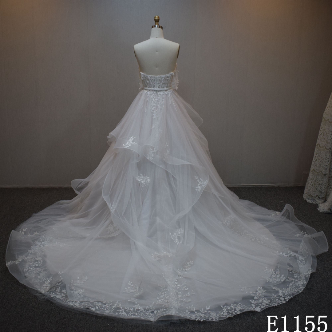 Lastest design A-line bridal dress guangzhou factory made Lace  bridal dress
