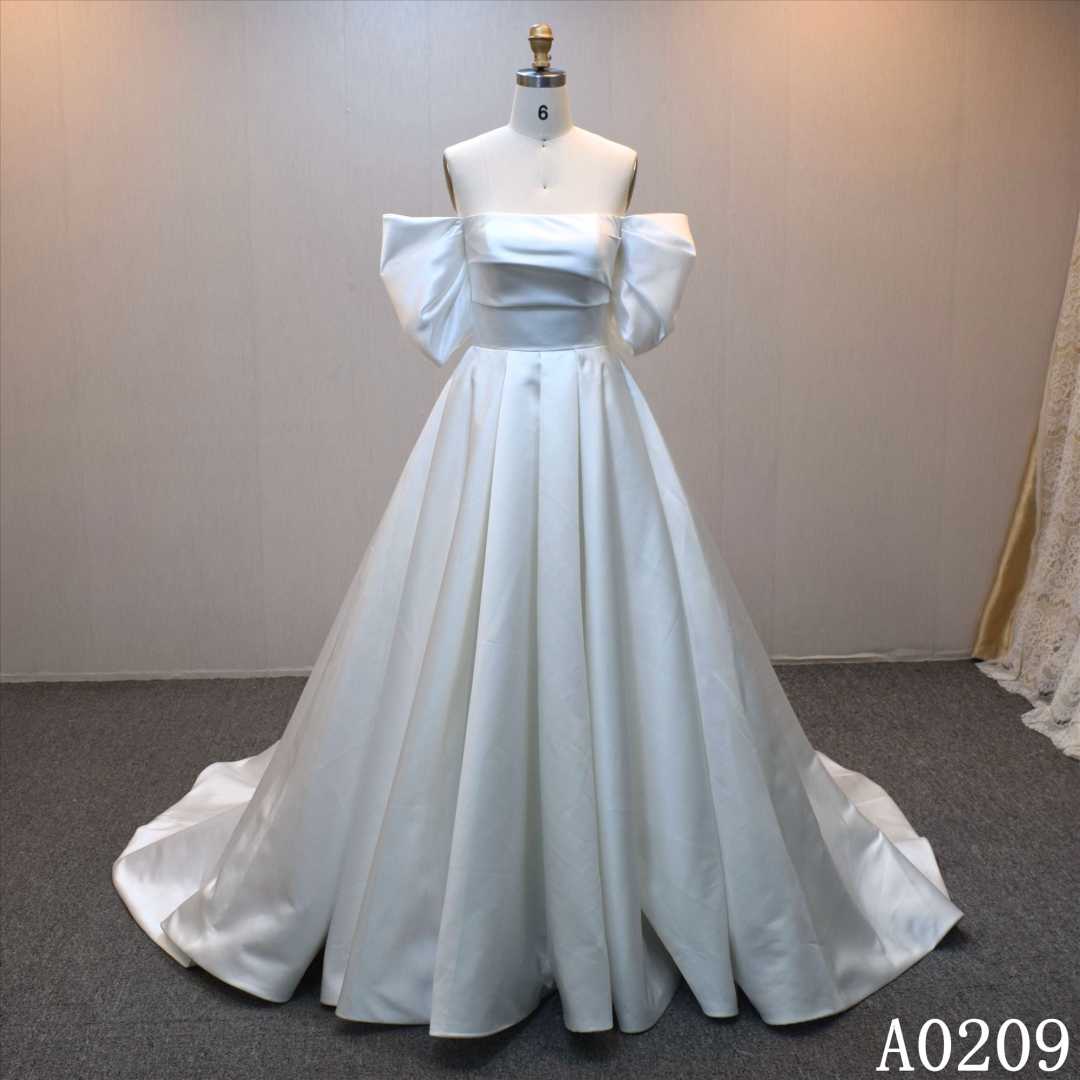 Lastest design A-line bridal dress guangzhou factory made elegant bridal dress