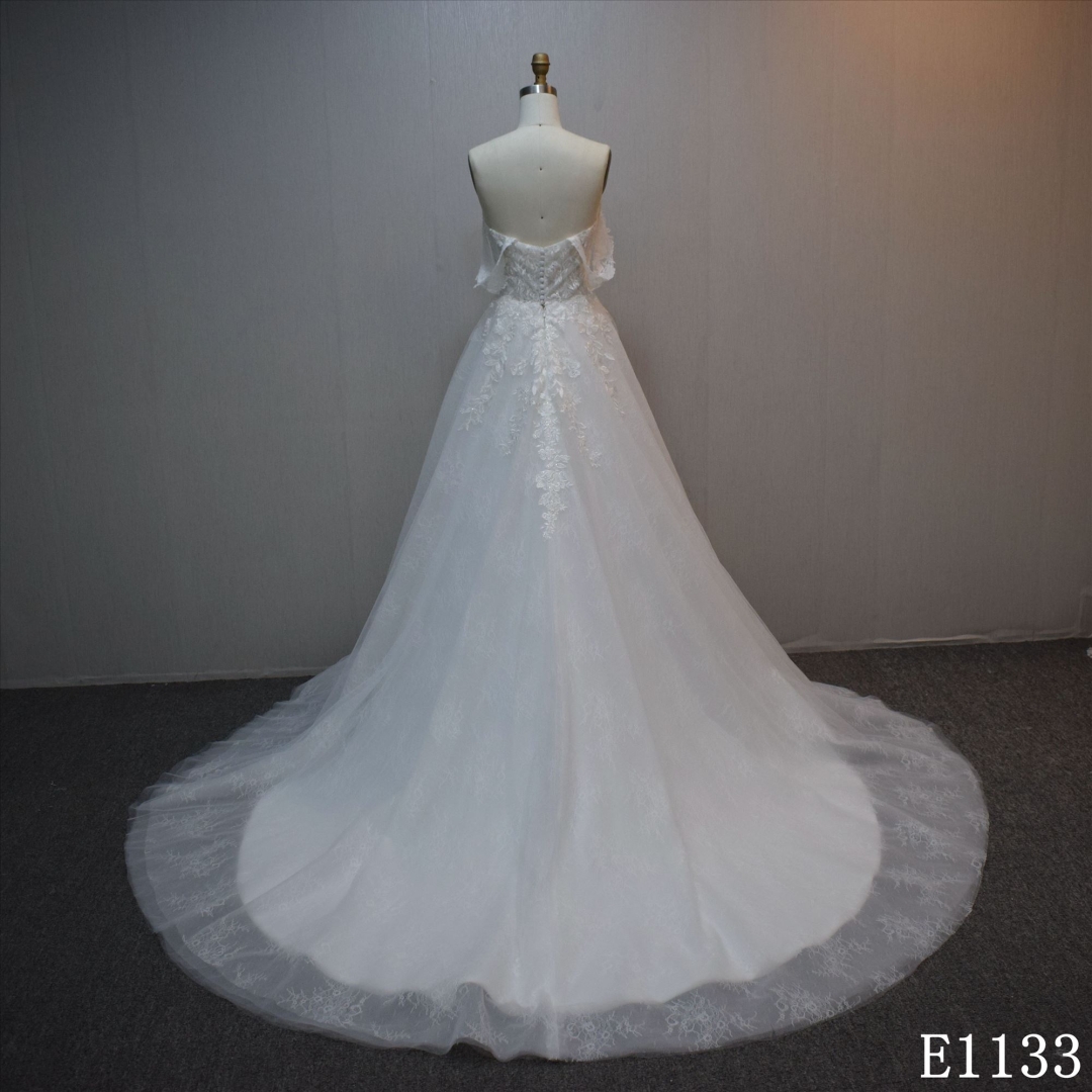 Lastest design  A-line bridal dress guangzhou factory made elegant bridal dress