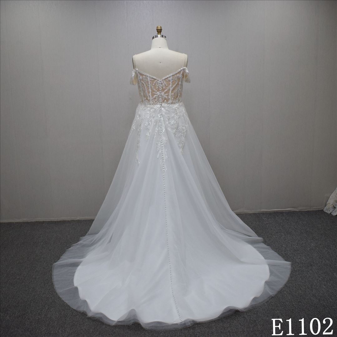 Charming A-line bridal dress Chinese factory sell High quality off shoulder bridal dress