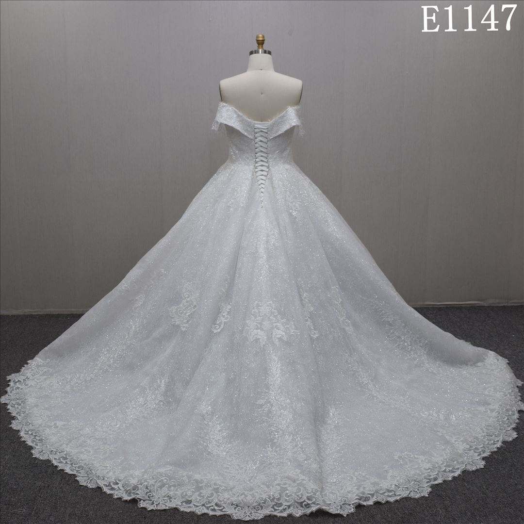 2023 new design Honorable  Ballgown sweetheart neck  glitter tulle wedding dress