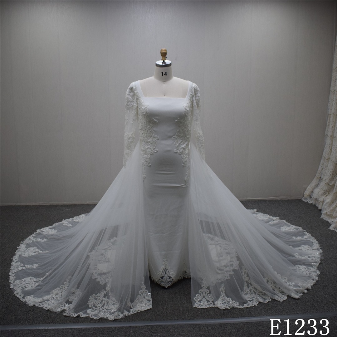 2023 Factory supply two-piece set  tremdy Trumpet square neck lace appliqued  wedding dress