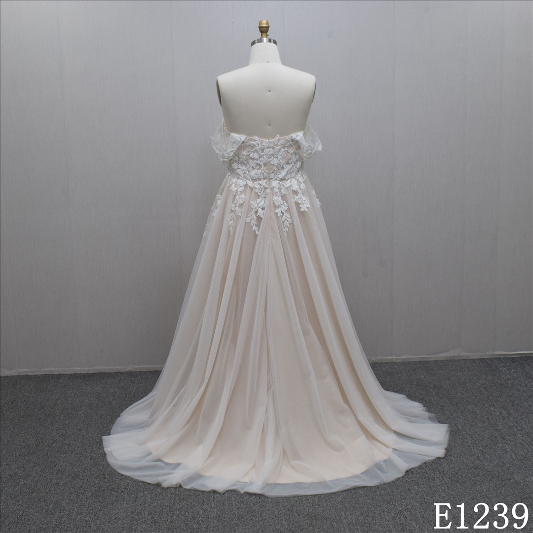 Factory Wholesale A-line off shoulder light blush flower lace  bridal  dress