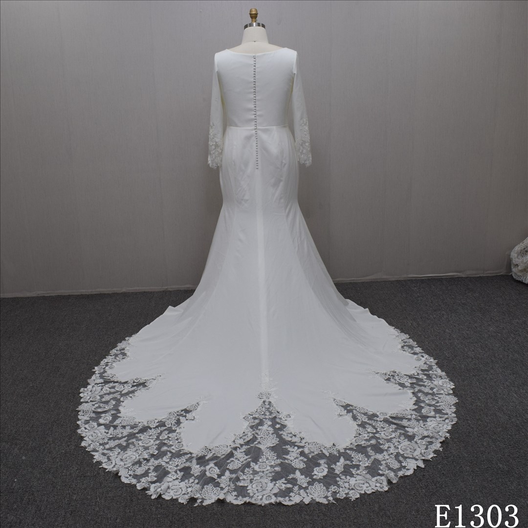 New design Vintage  Trumpet scoop appliqued good quality wedding dress