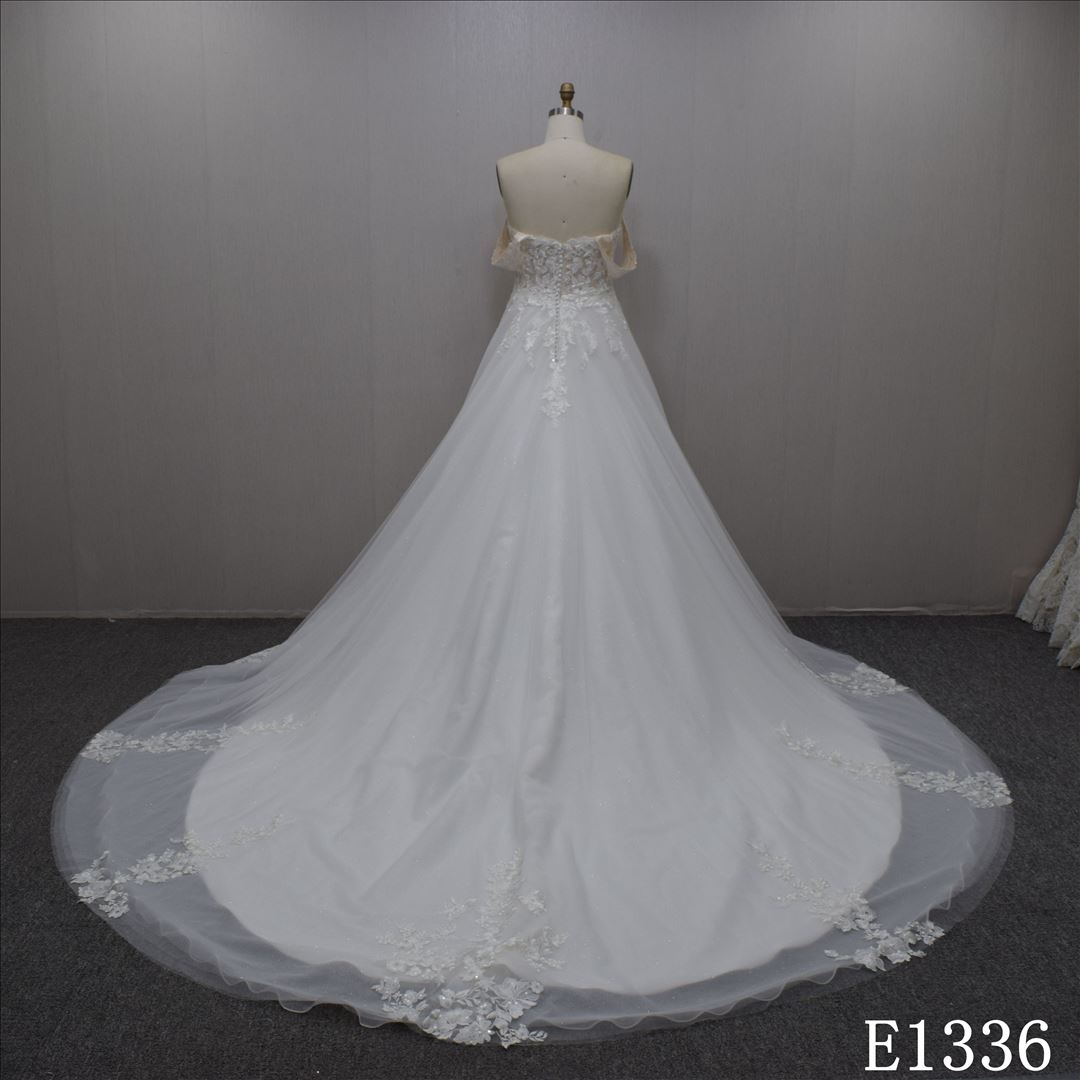 Summer Romantic  A-line sweetheart lace appliqued  bridal dress