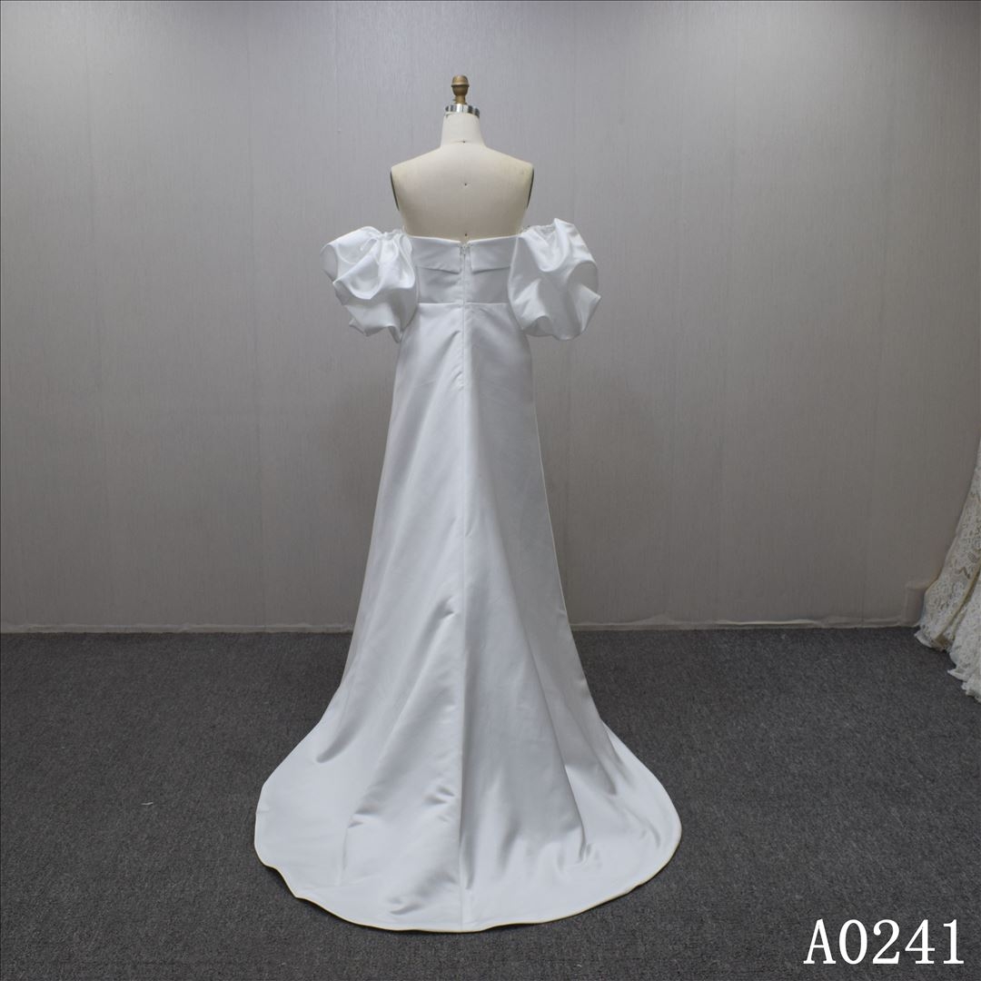 simple and generous A-line  satin straight neckline wedding dress