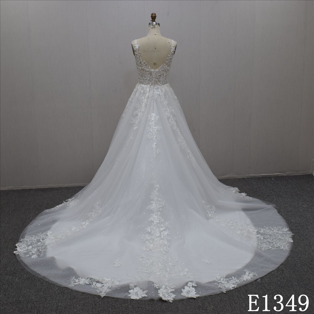 Summer Sexy V-neck Backless Lace Flower Tulle Wedding Dress