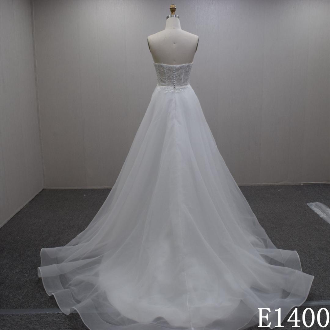 Summer Elegance Sleeveless Sweetheart Lace Flower Tulle Hand Made  Bridal Dress