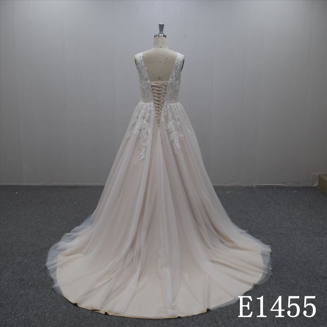 Summer Graceful Illusion Lace Flower  Tulle Hand Made  Bridal Dress For Women