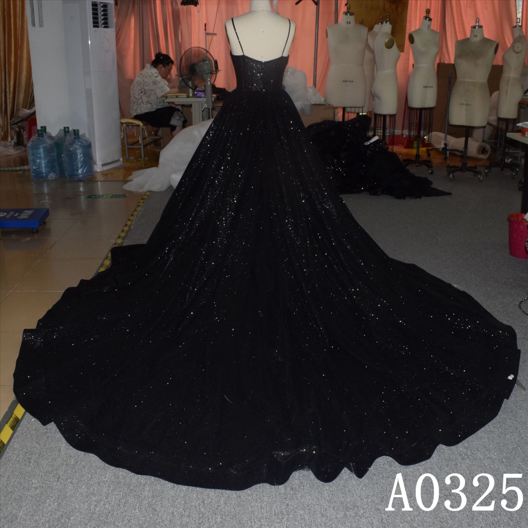 Black Spaghetti straps Tulle Ball Gown Hand Made  Bridal Dress