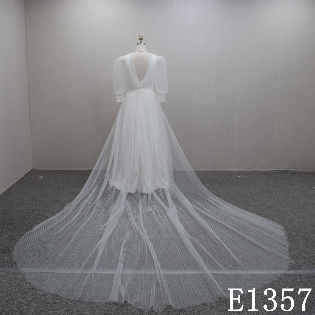 Simple Square A-line Taffeta Hand Made  Bridal Dress For Women