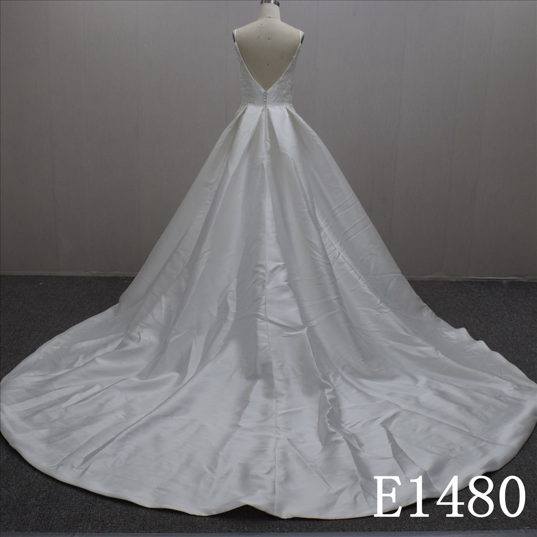 Sexy Summer Spaghetti Strap Ball Gown Backless Satin Hand Made Bridal Dress