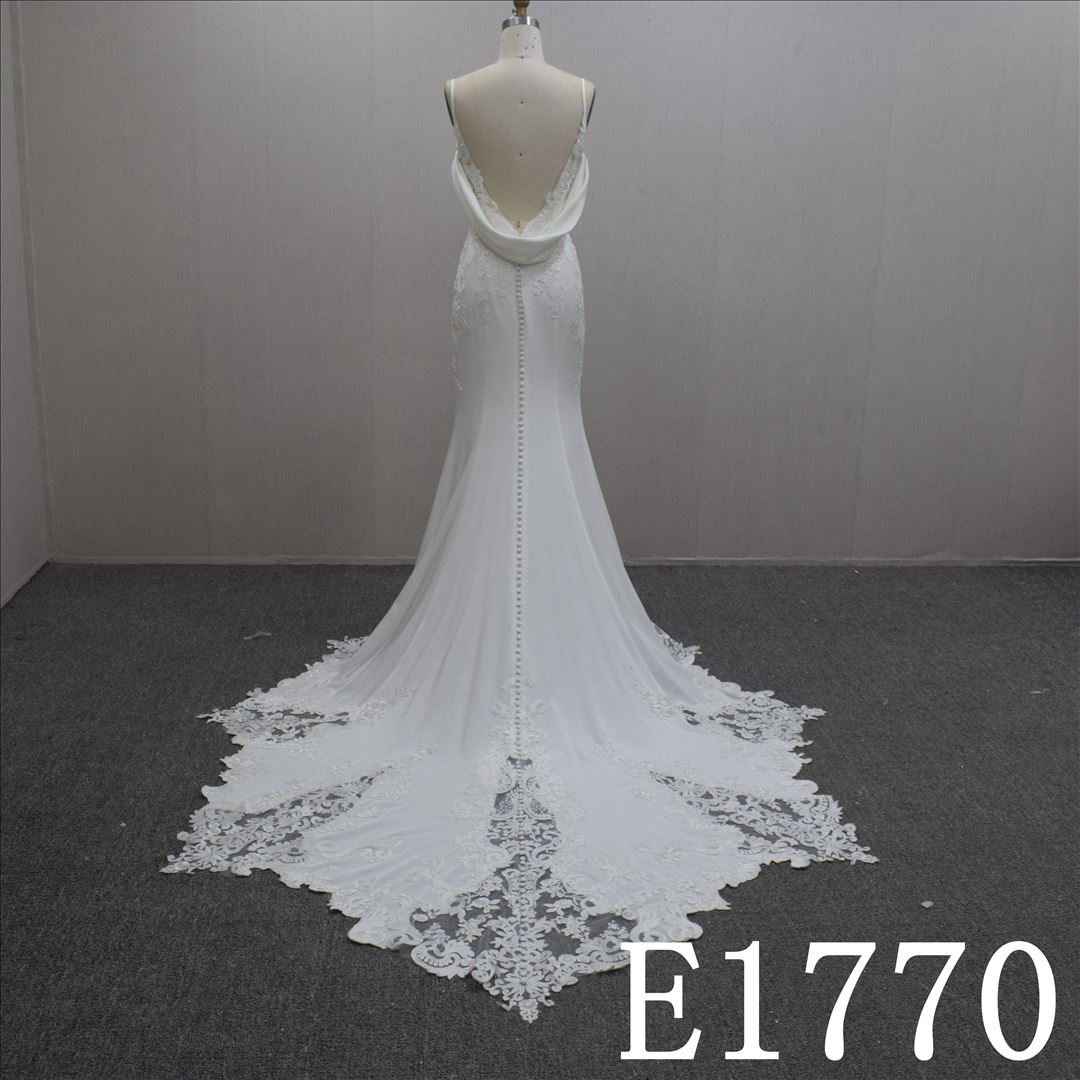 V-neckline Bridal dress with Sleeveless and Sweep Train