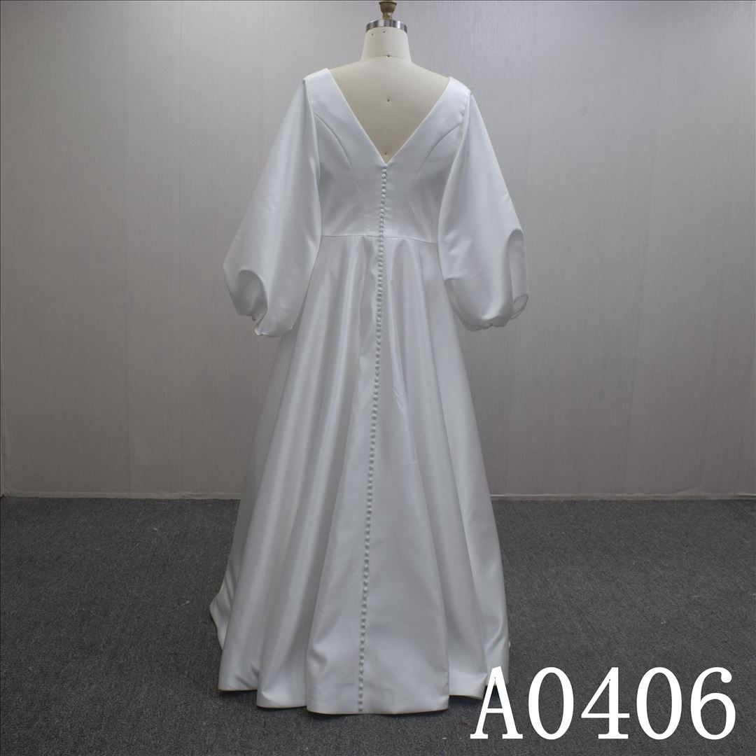 High Quality Elegant and simple Long Sleeves  Wedding Dress