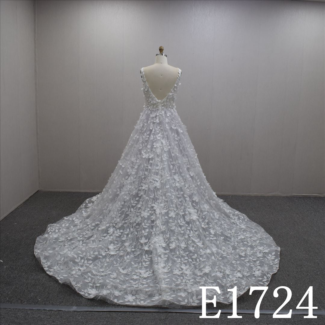 Gorgeous V-Neck Lace Flower  Backless Hand Made Bridal Dress