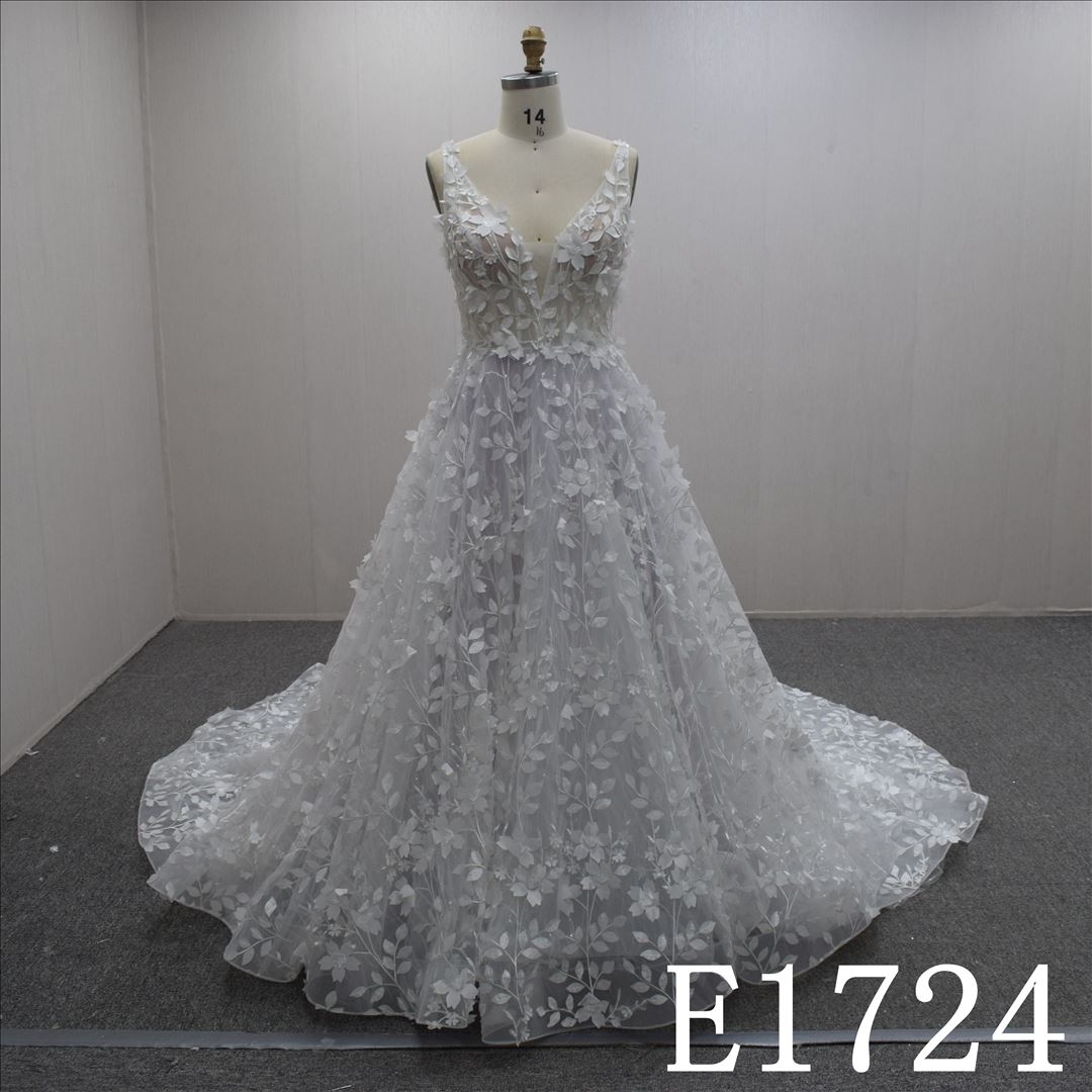 Gorgeous V-Neck Lace Flower  Backless Hand Made Bridal Dress