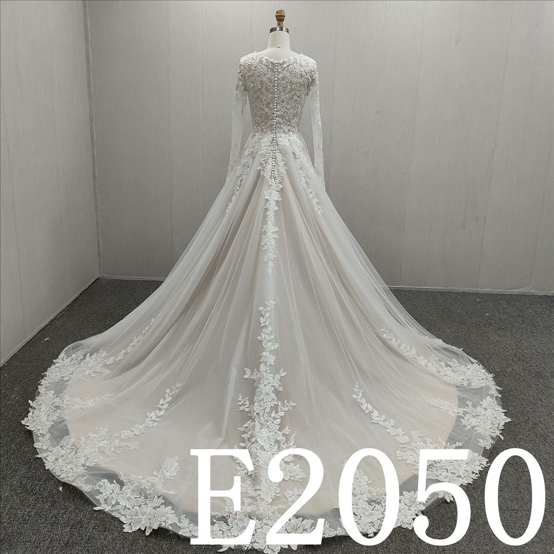 Long Sleeves Lace Flower Jewel A-line Hand Made wedding Dress