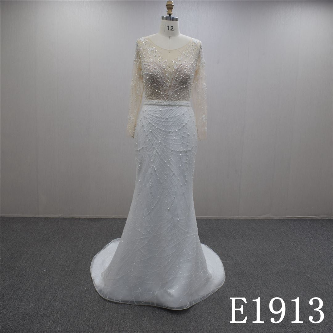 Special Long Sleeves and V-neck Lace Flower  Hand Made Bridal Dress