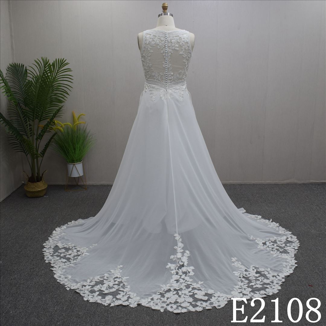 V-neckline Bridal dress with Sleeveless and Sweep Train