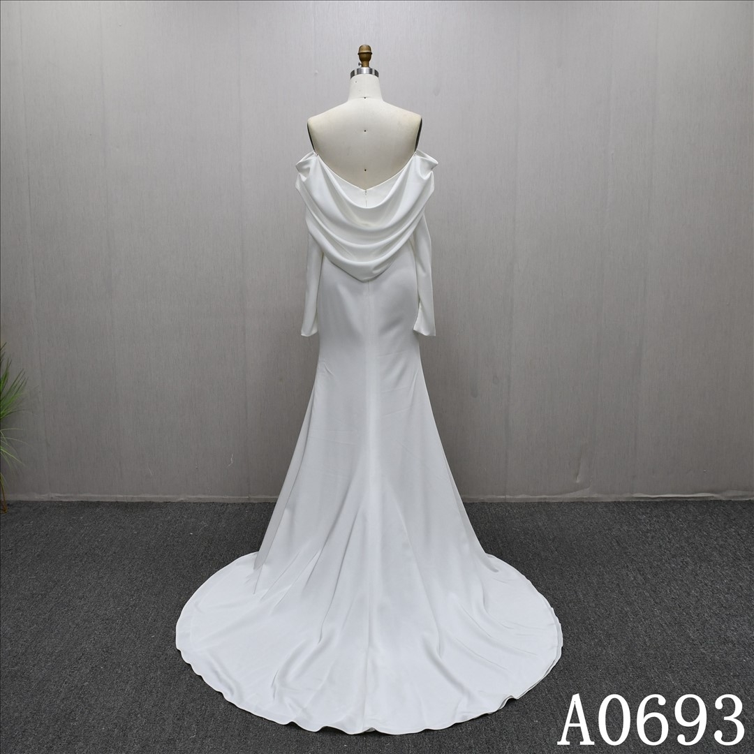 New Design Long Sleeve Plain Sheath Mermaid Pleat Elegant Bridal Gown