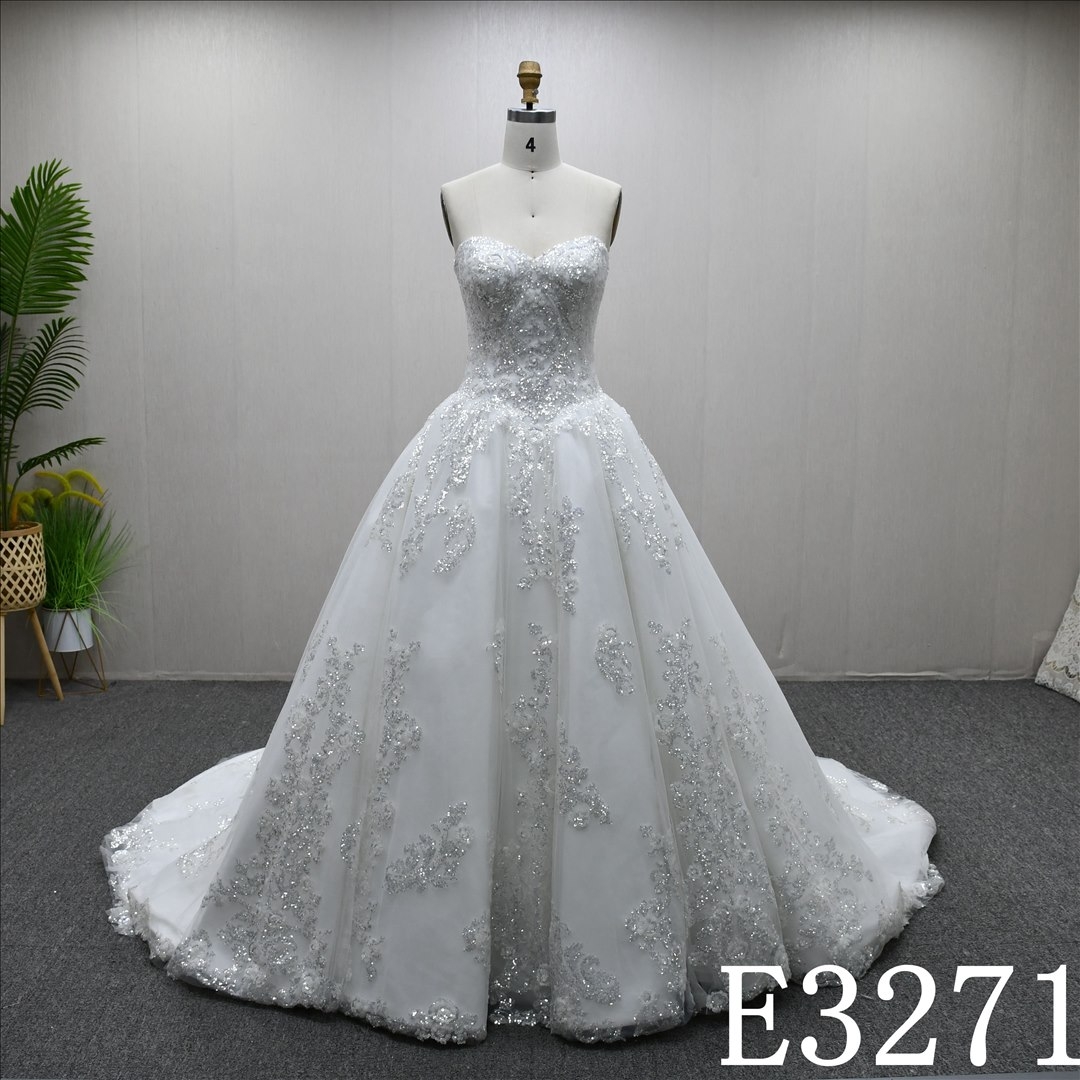 2025 Luxury Ivory Sweetheart Neckline Sequins Lace Fashion Hot-selling Ball Gown