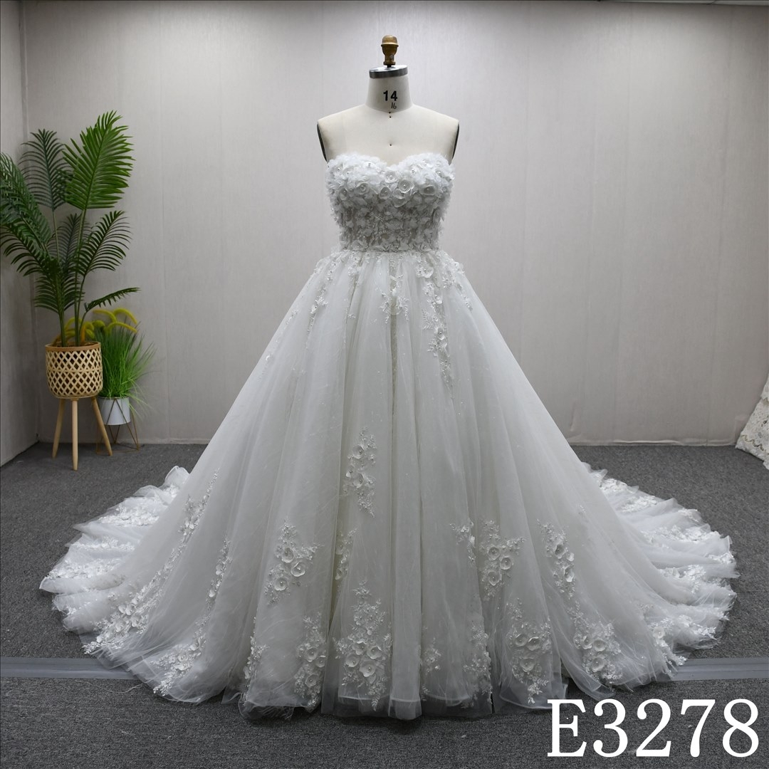 Luxurious Sweetheart Collar Detachable Long Sleeves Beaded Princess Ball Gown