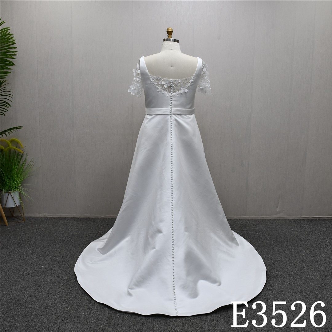 2025 Luxury Lace Applique Detachable Sleeves A-line High Quality Wedding Dress