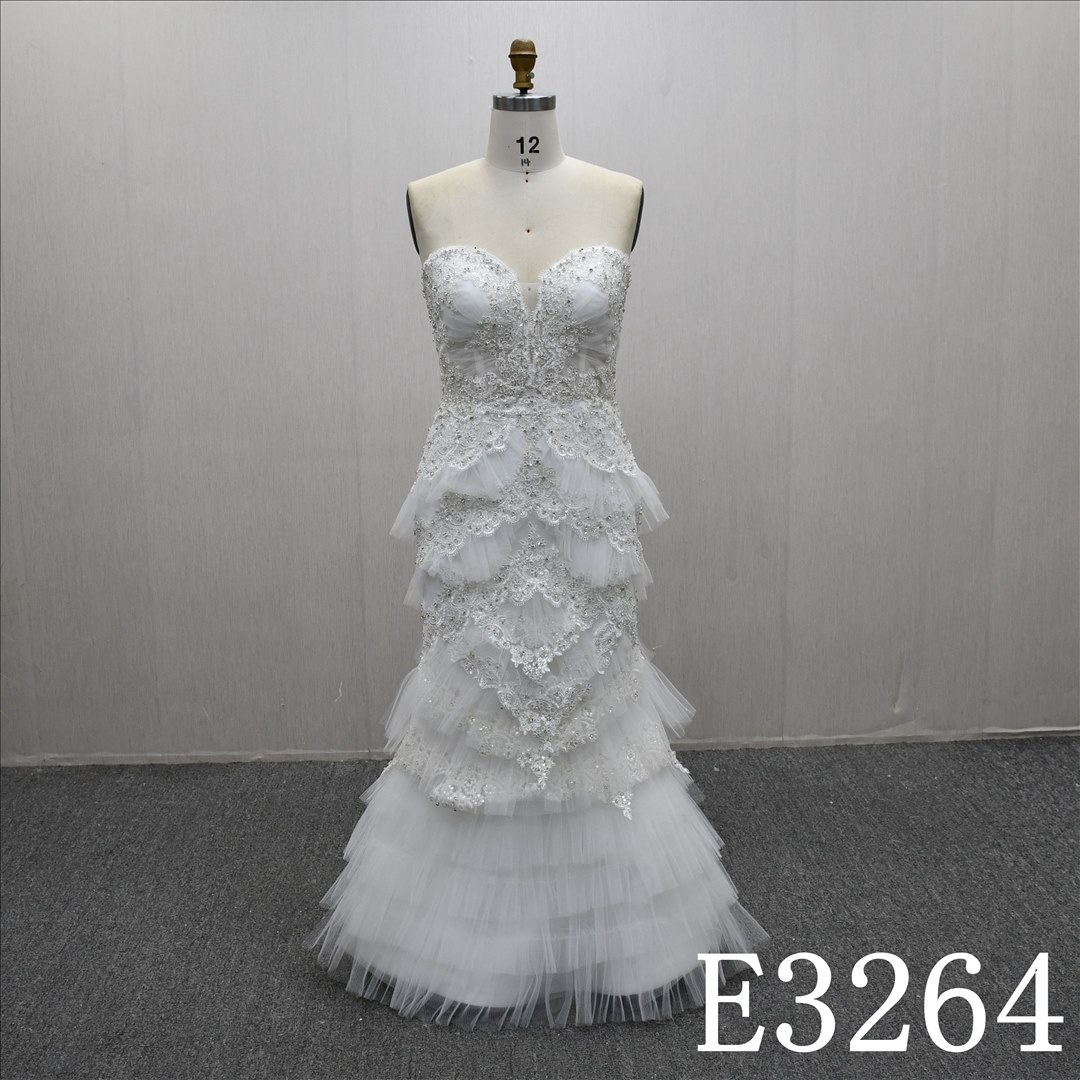 Sweetheart Collar Lace Applique Beaded Sequins Cake Sheath Mermaid Bridal Dress
