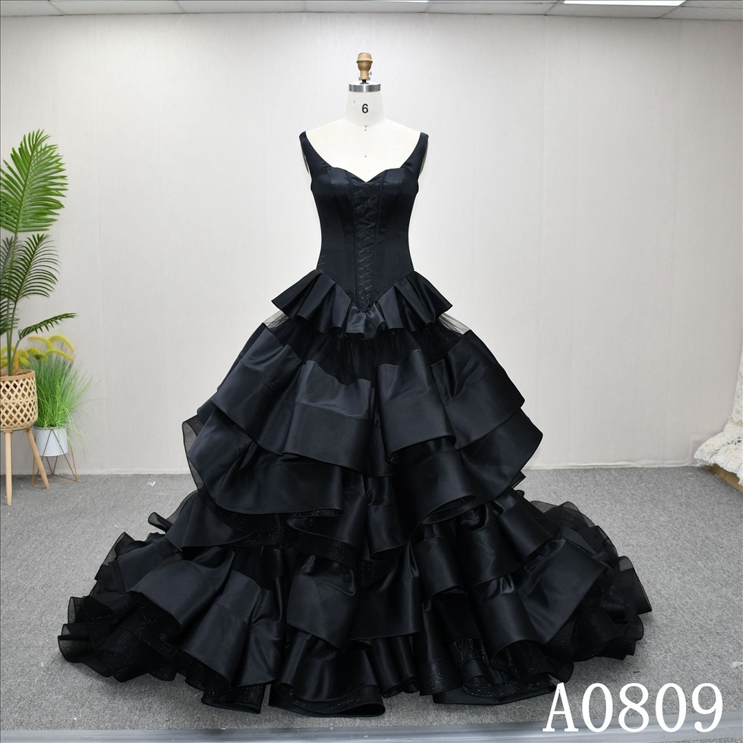 2025 Black Wave Pleat High Waist Hot-selling A-line Gentle Beautiful Bridal Gown