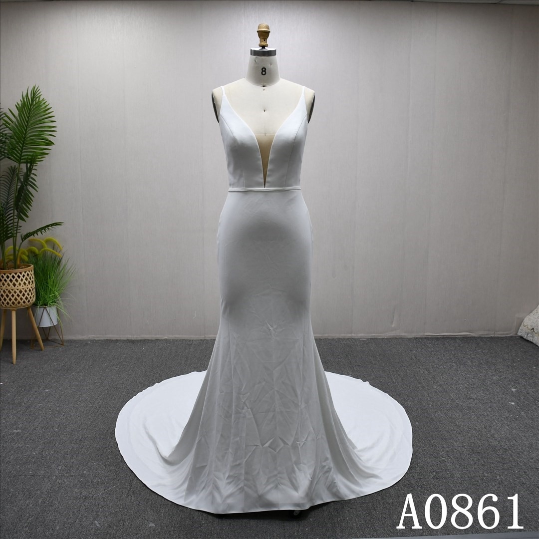 2025 Ivory Elegant V-neck Mermaid Dress High Quality Tight Fit Fashion