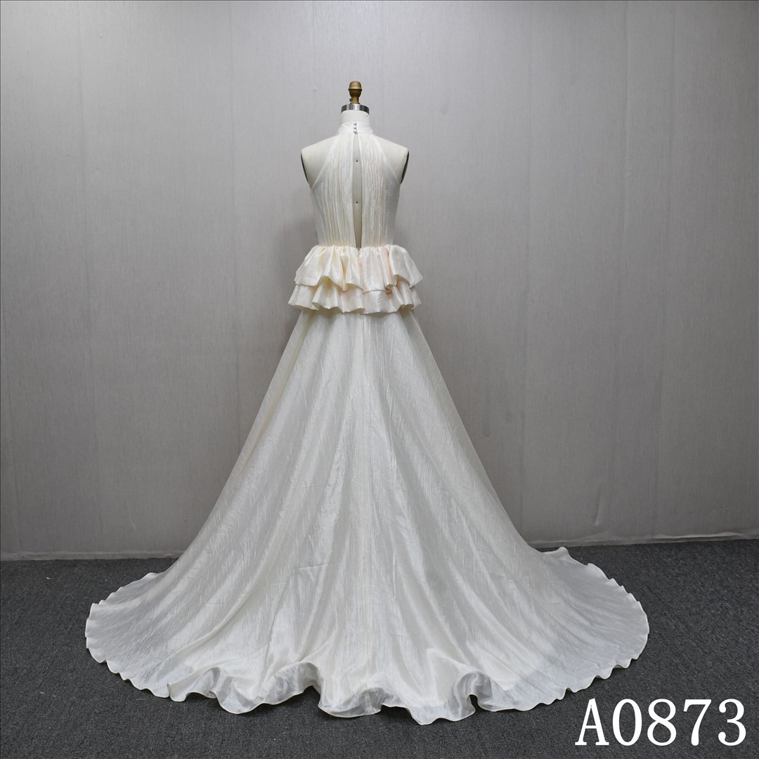 New design halter neckline elegant A-line popular wedding dress