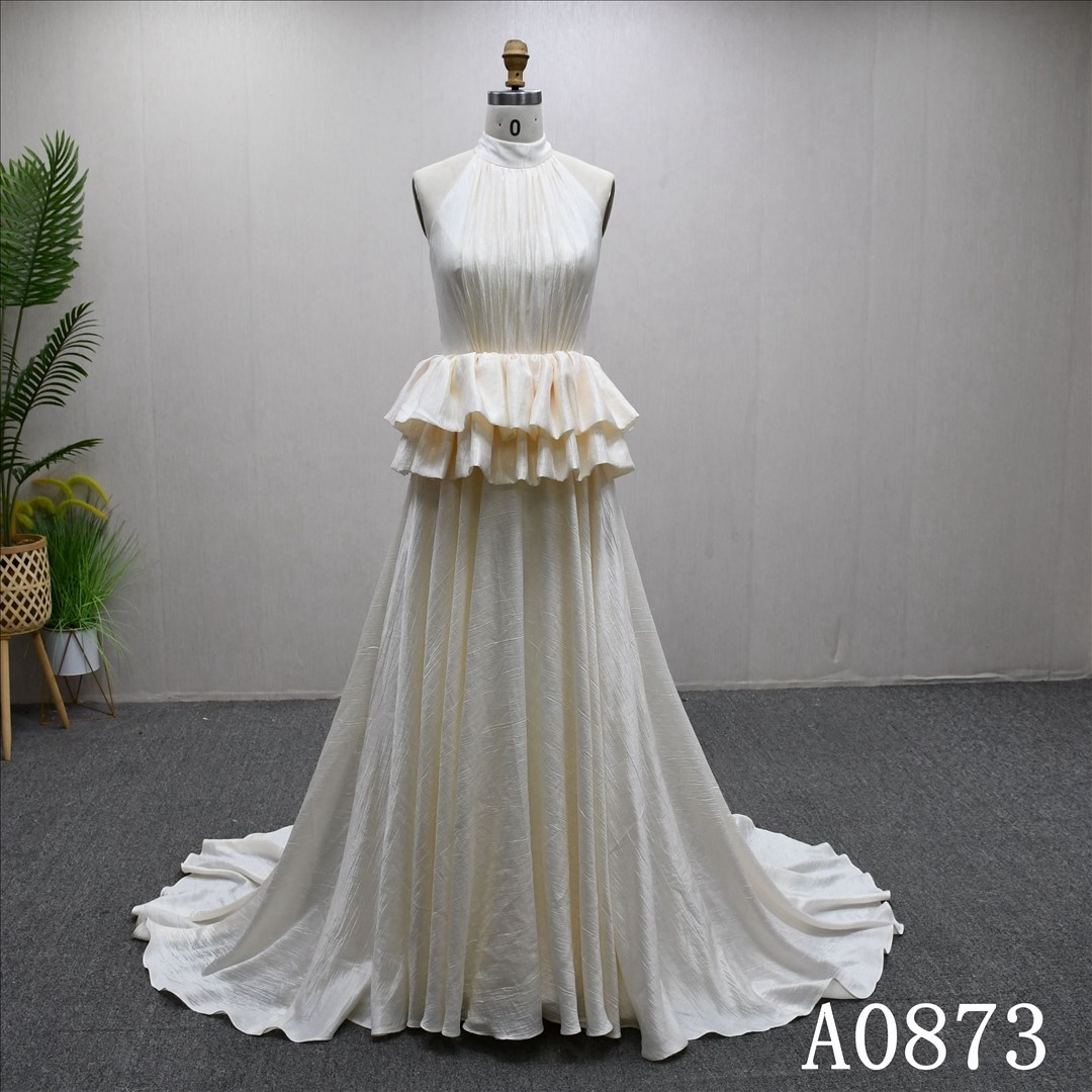 New design halter neckline elegant A-line popular wedding dress