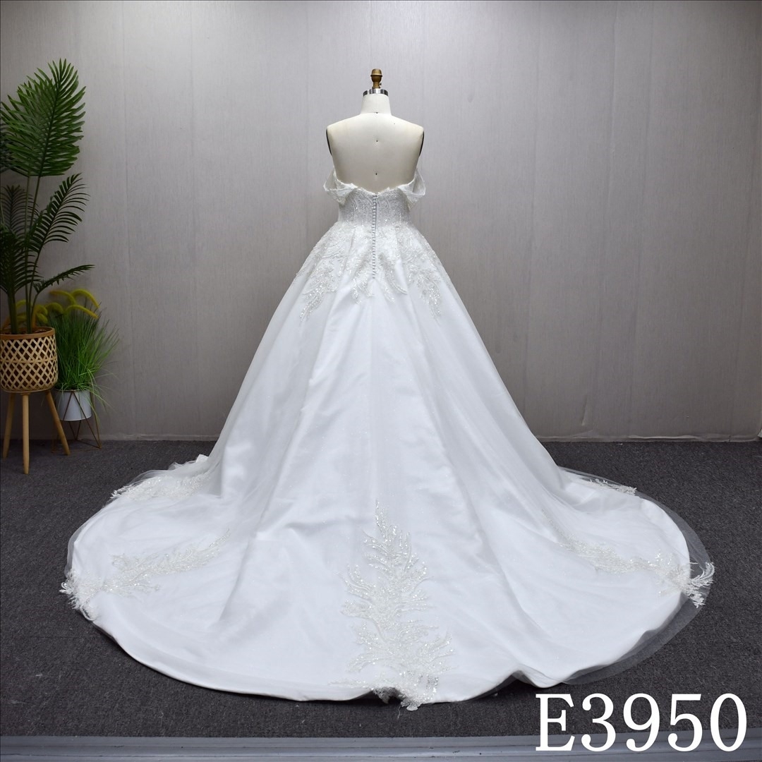 2025 Elegant High Quality Hot Sale A-line Lace Beaded Sequined Gentle Bridal Dress