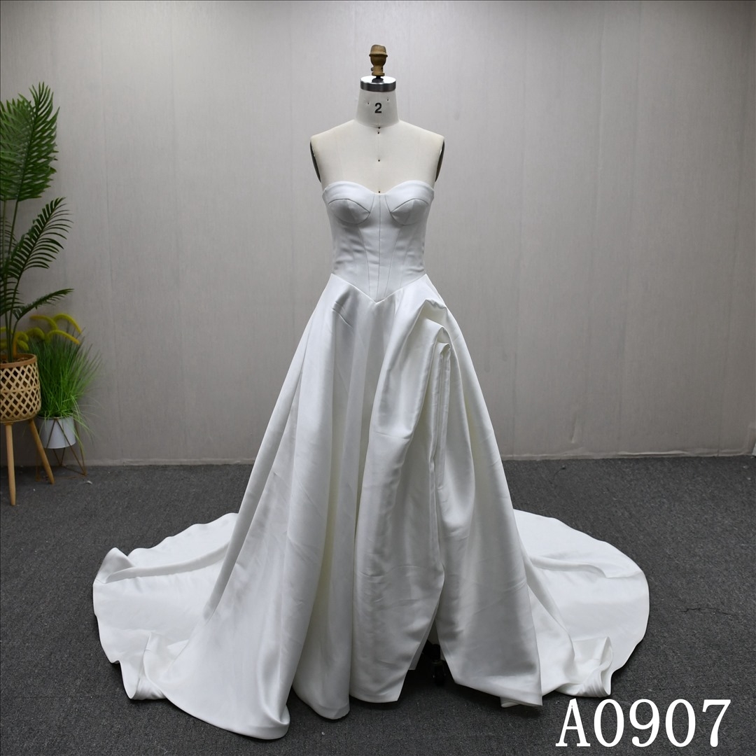 2025 new style sweetheart neckline A-line satin hot selling bridal dress