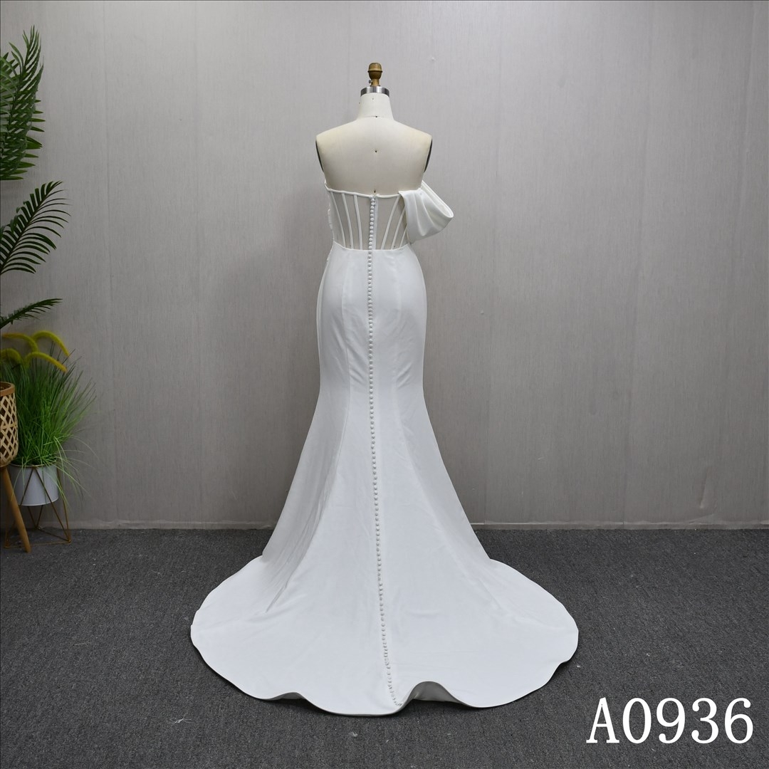 Hot selling soft and fitted Mermaid dress with irregular sleeves and back zipper button