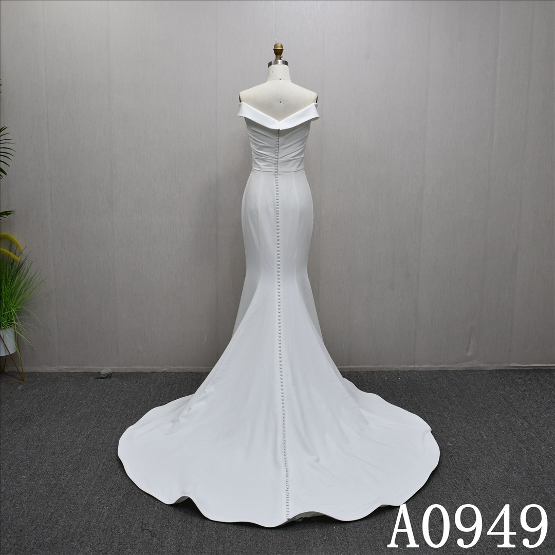 New simple design V-neck back zipper button popular mermaid wedding dress