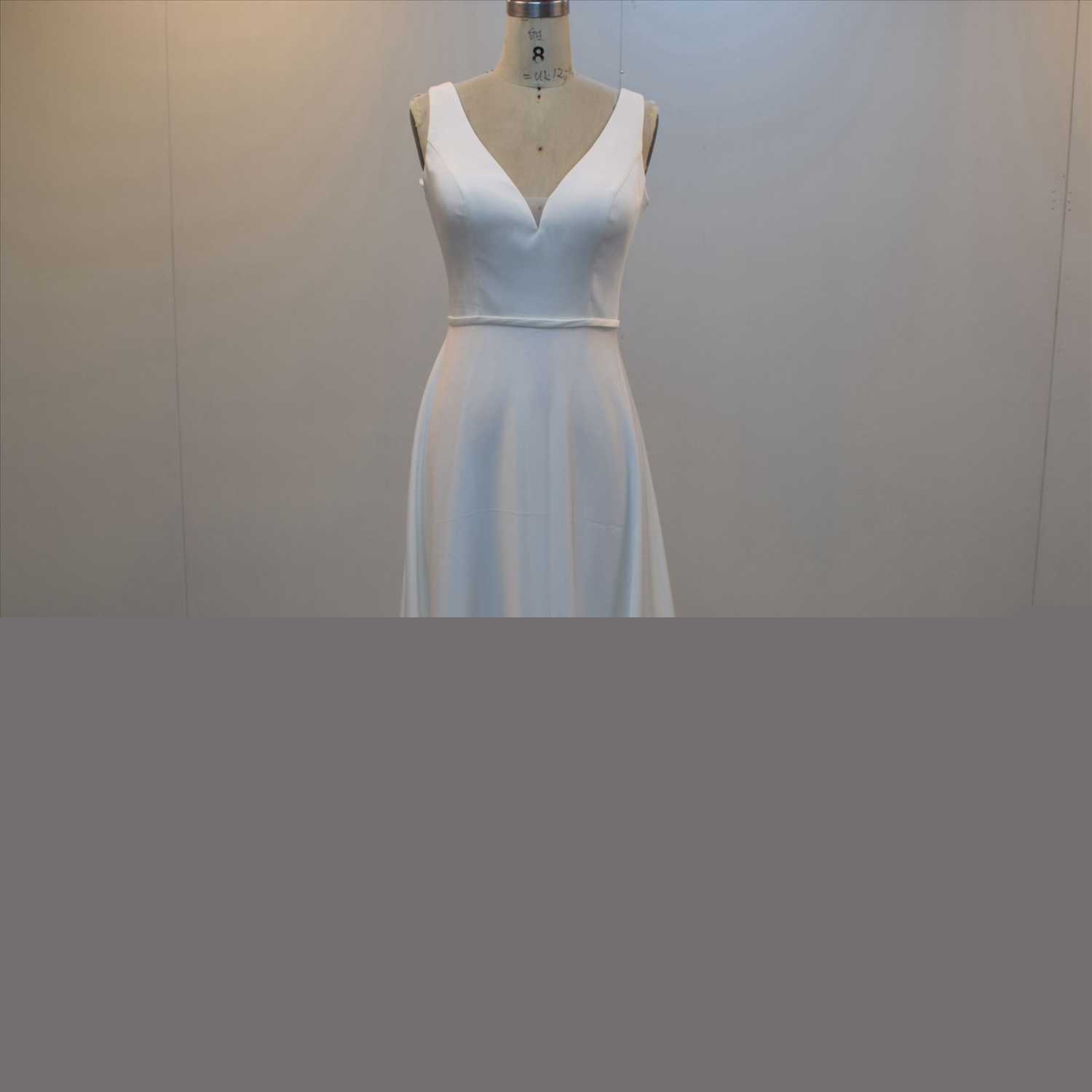 Custom Sleeveless Bridal Gown Sheath Wedding Dress For Women