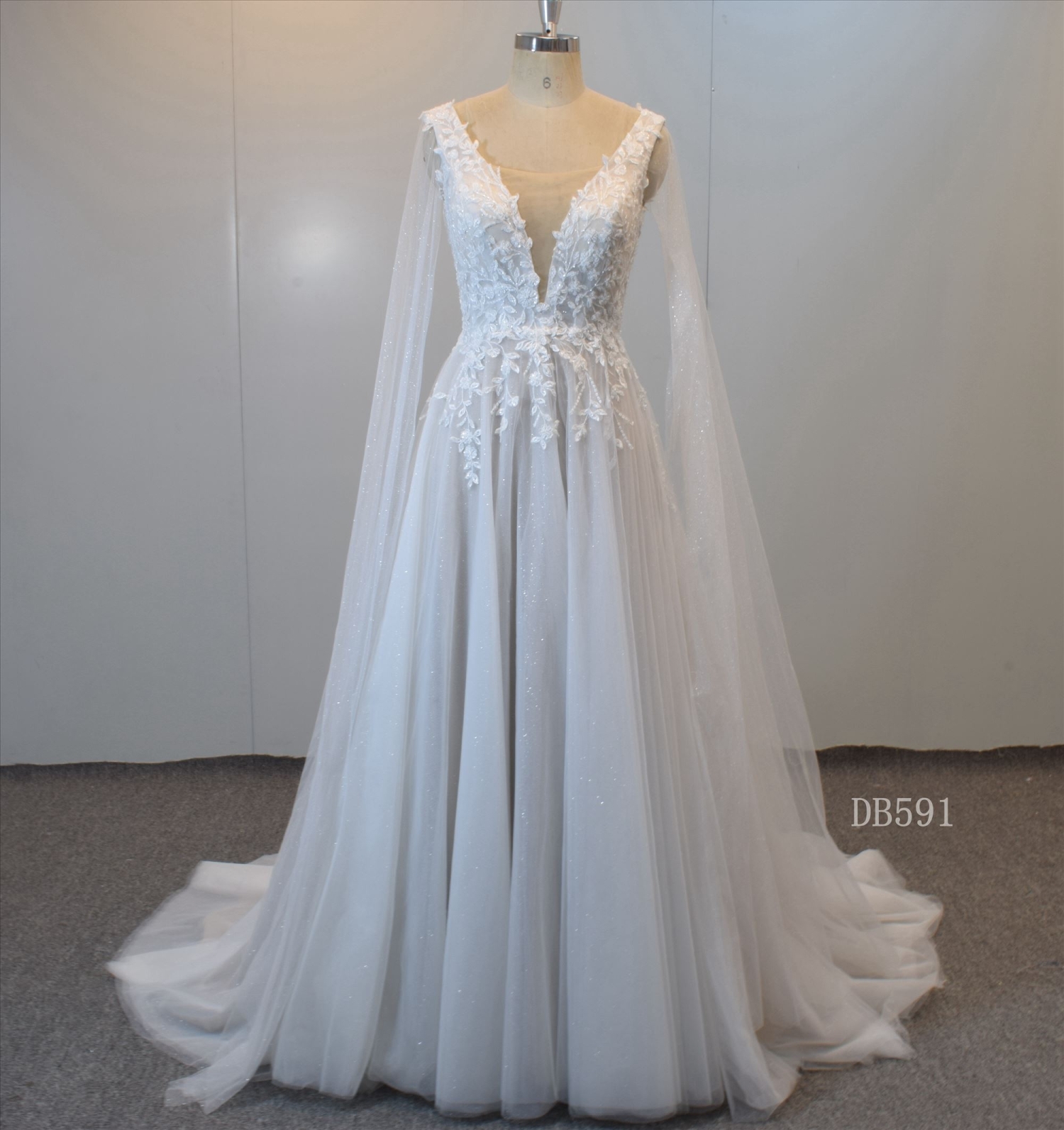 Deep V Neckline GuangZhou Factory Made Bridal Gown A Line Bridal Dress