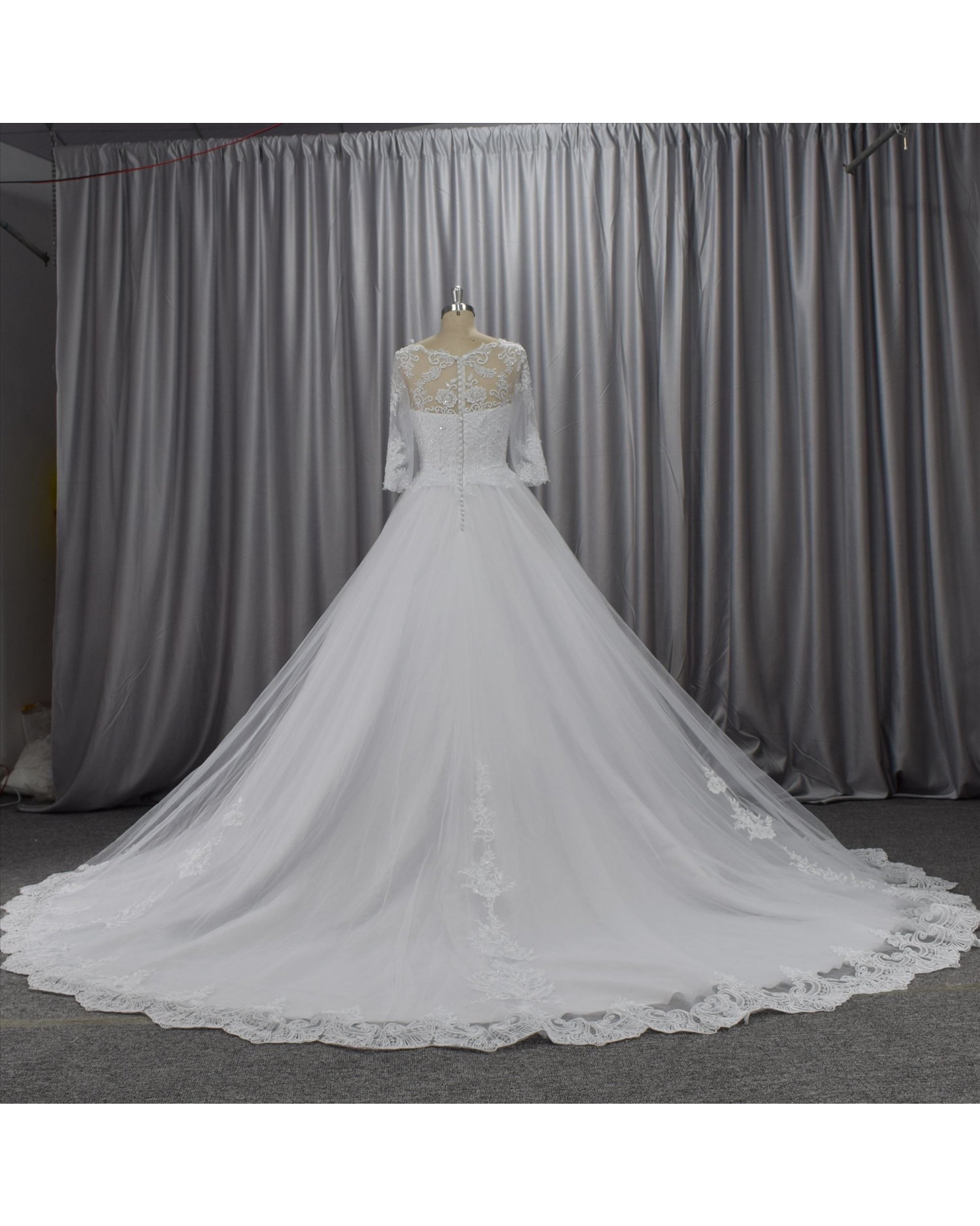 Long sleeves customer made A line bridal gown guangzhou factory real made