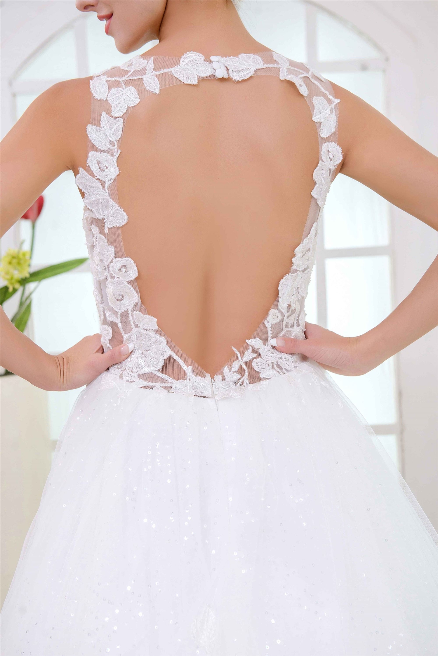 DB194 princess style open back A line lace wedding dress