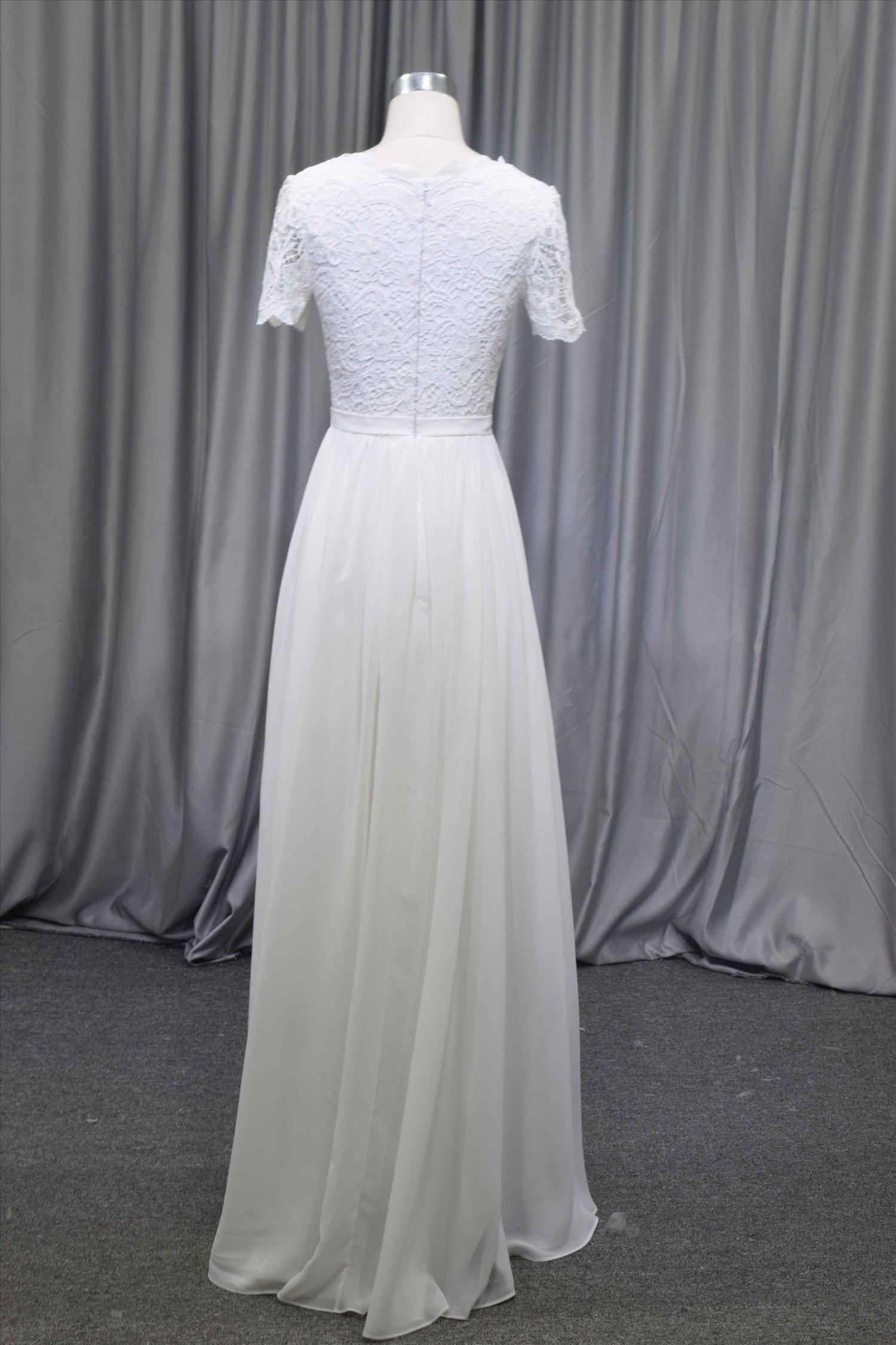 Short sleeves V neckline light chiffon gown wholesale price bridal gown