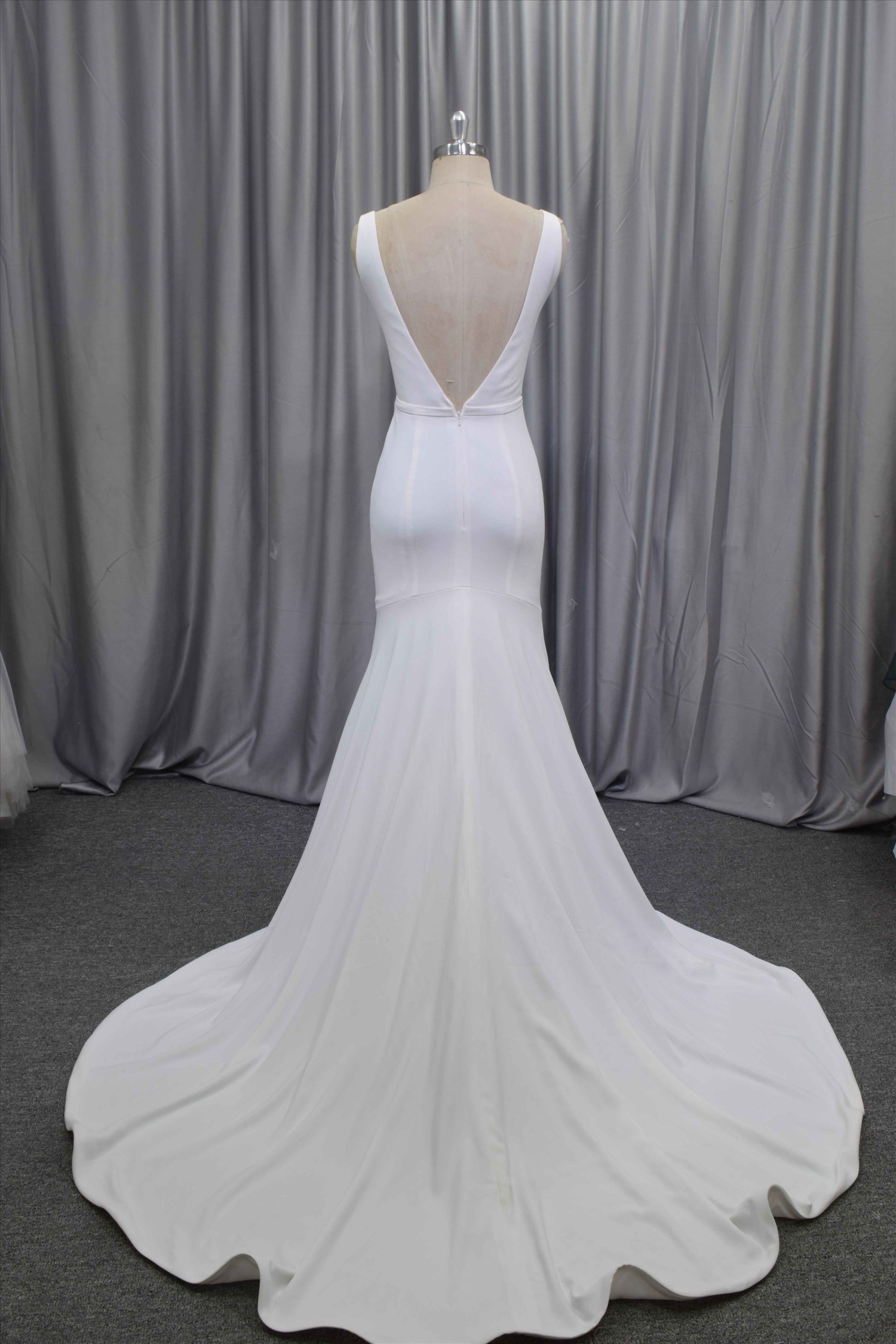 V neckline night back crepe fabric wedding dress