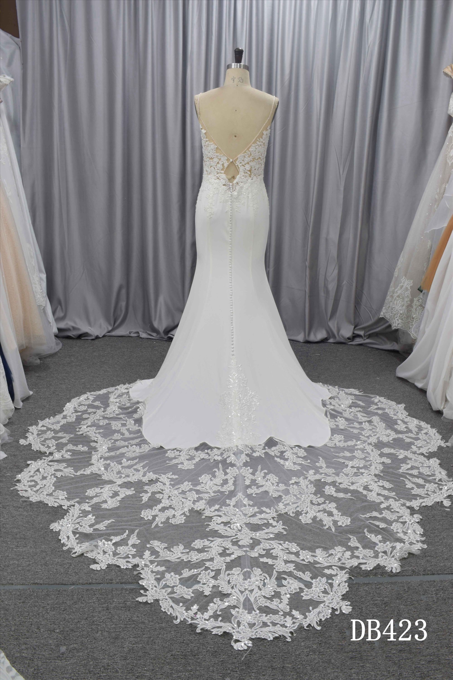 Spaghetti straps wedding dress with detachable lace train