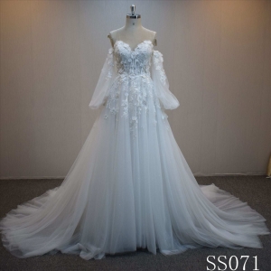 Lastest design A-line bridal dress guangzhou factory made Lace  bridal dress