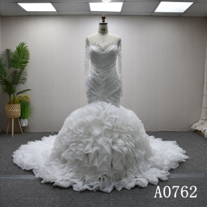 Shiny Long sleeves Beaded Sheath Mermaid Pleat Hot-selling Bridal Dress