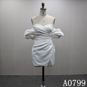 2025 Sweetheart Neckline Ivory Satin Pleat Fashion Gentle Short Skirt
