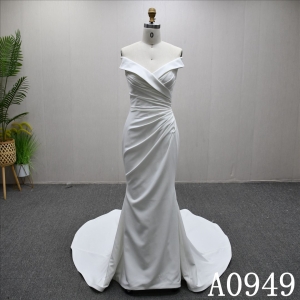 New simple design V-neck back zipper button popular mermaid wedding dress