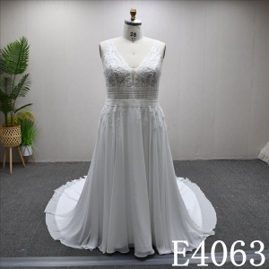 New minimalist V-neck backless zipper and button A-line plus size wedding dress