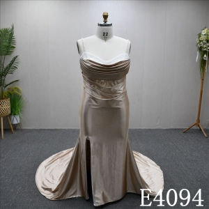 Bestselling Mermaid, simple design, soft and comfortable, back zipper and button design, plus size wedding dress.